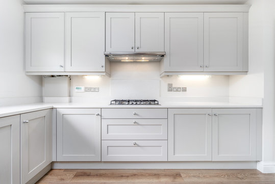 How to clean your cabinets?